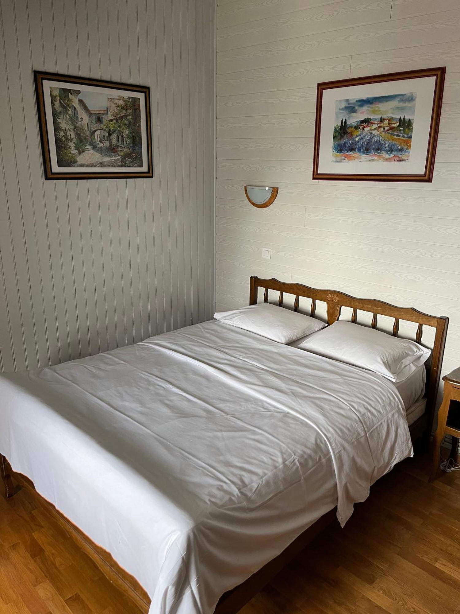 Le Relais De La Poste Hotell Pithiviers Exteriör bild