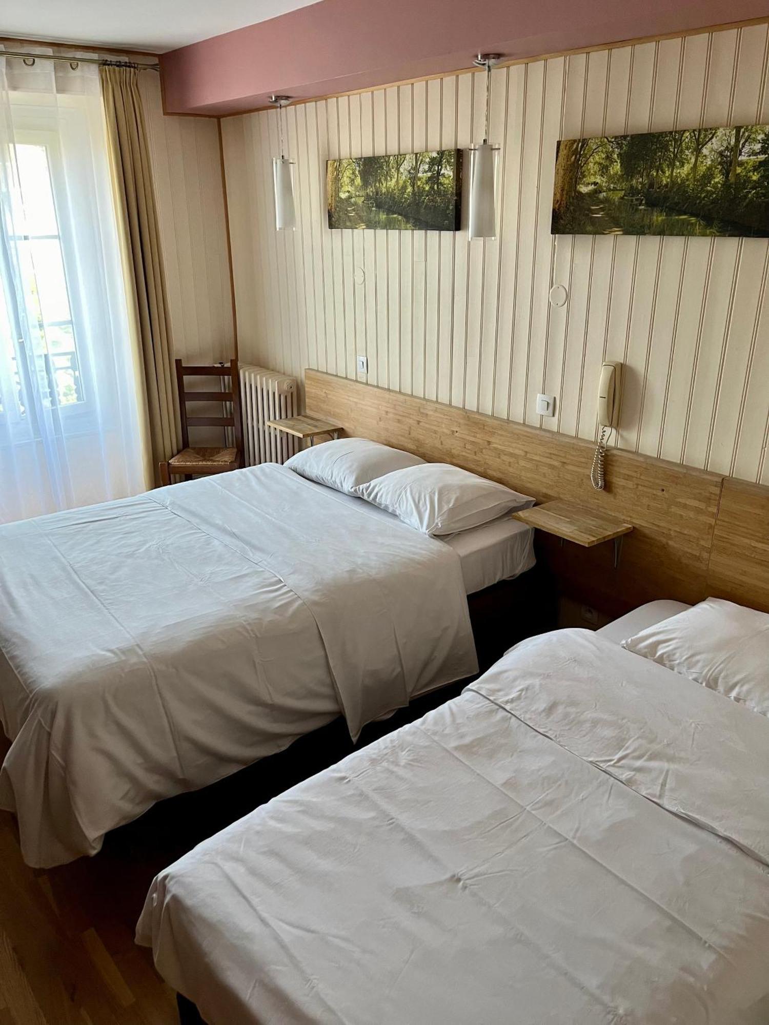 Le Relais De La Poste Hotell Pithiviers Exteriör bild
