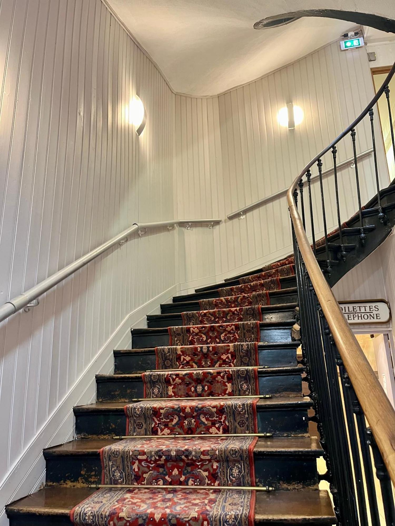 Le Relais De La Poste Hotell Pithiviers Exteriör bild